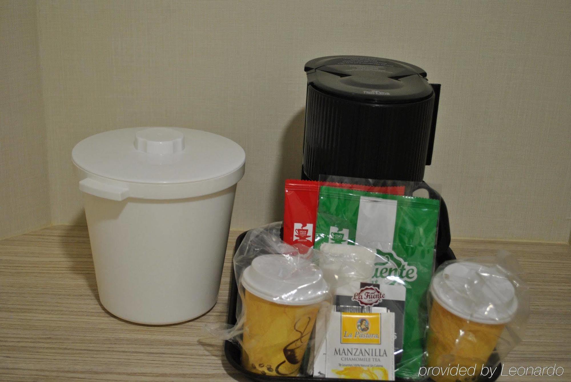 Holiday Inn Express Toluca By Ihg Экстерьер фото