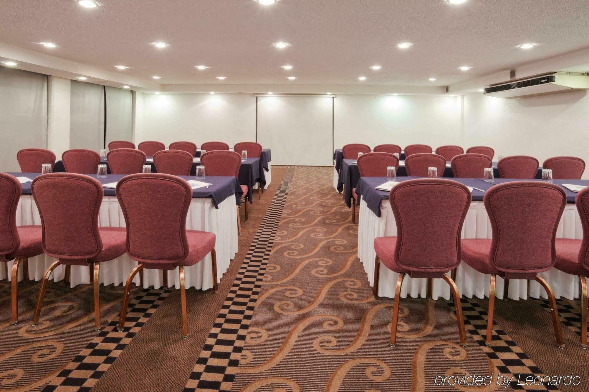 Holiday Inn Express Toluca By Ihg Удобства фото